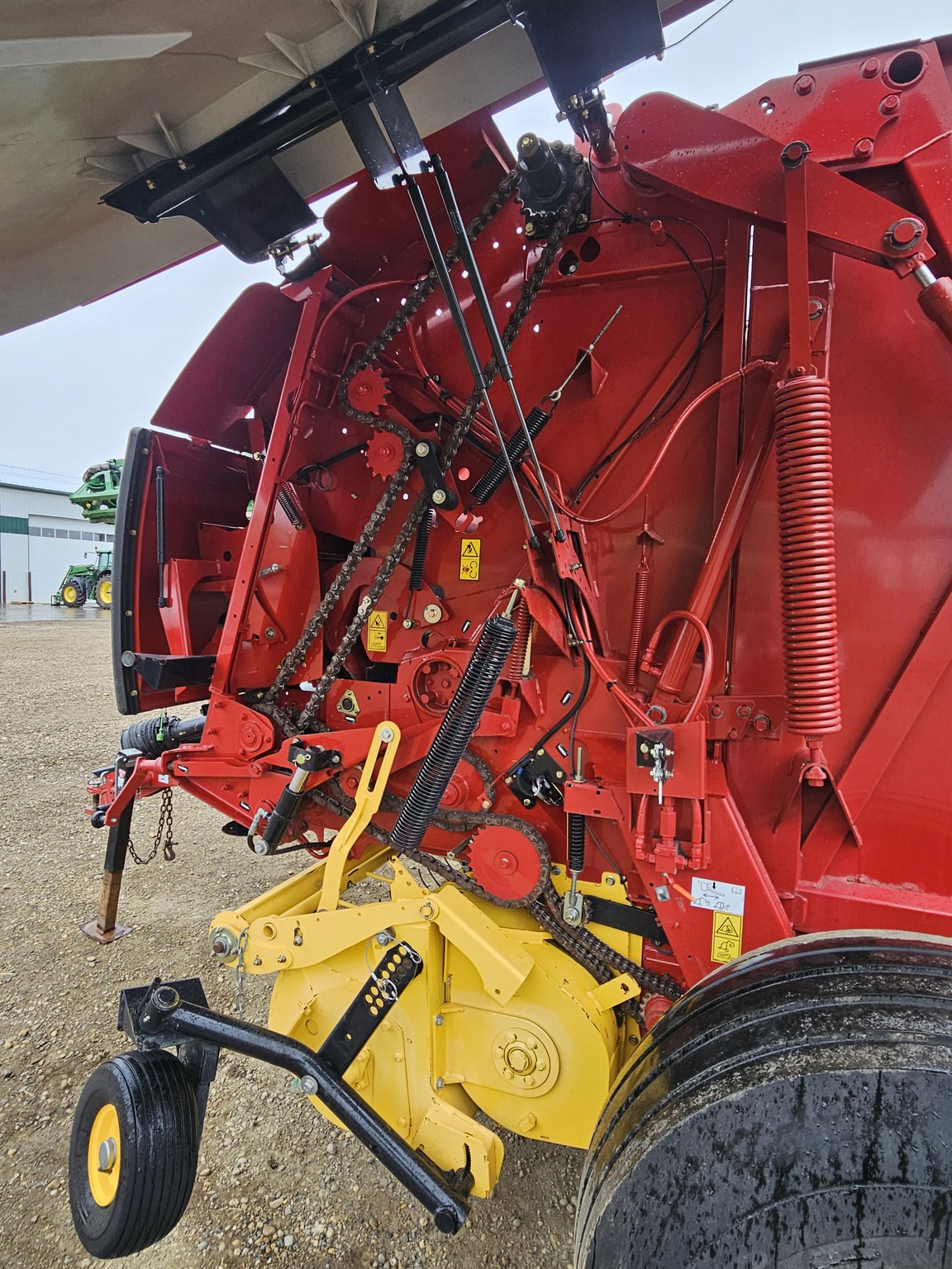 2020 New Holland Rollbelt 560 Image 8