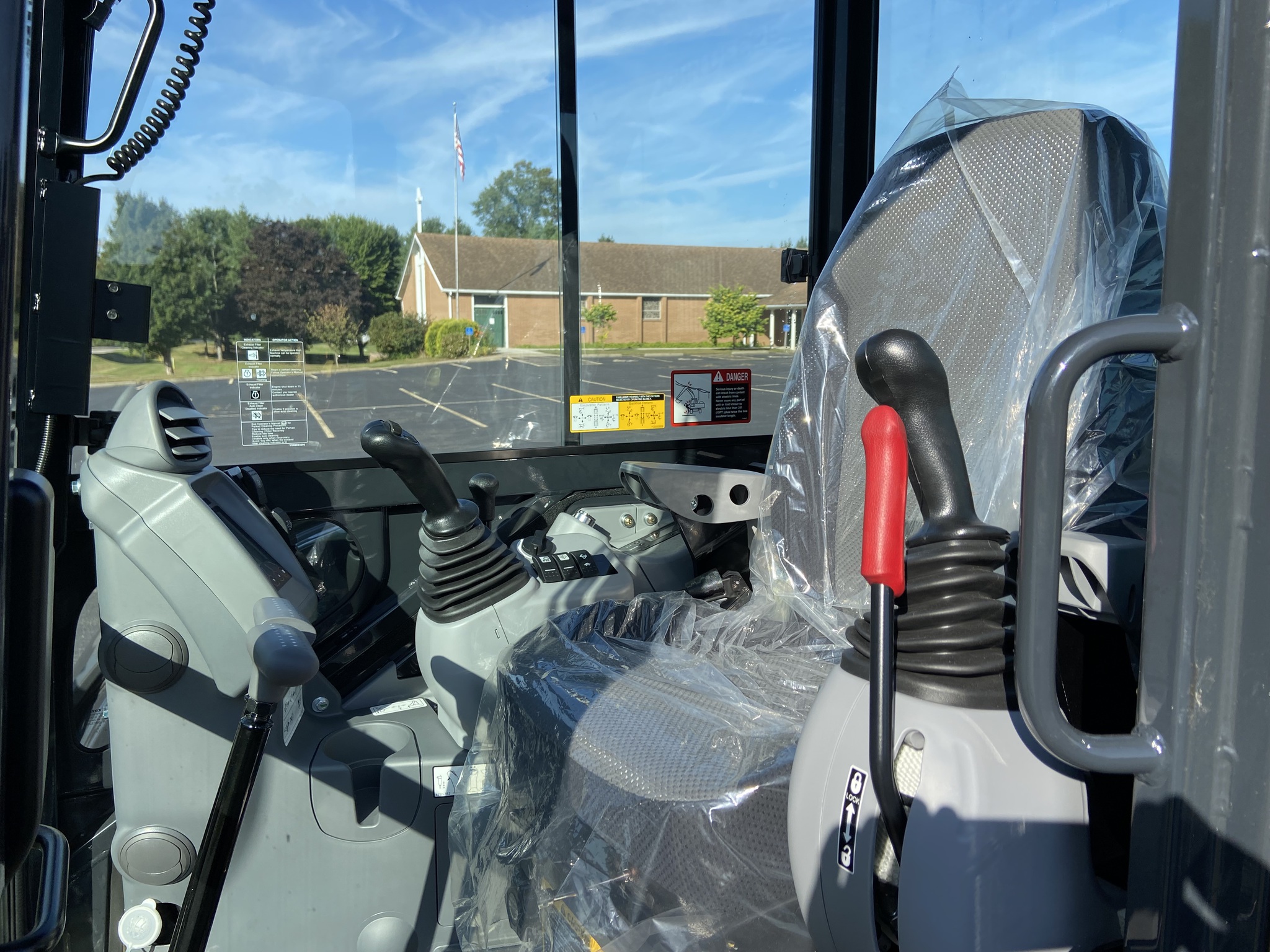 2025 John Deere 60 P Image 7