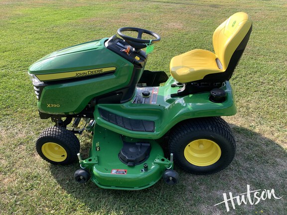 Photo of 2024 John Deere X390