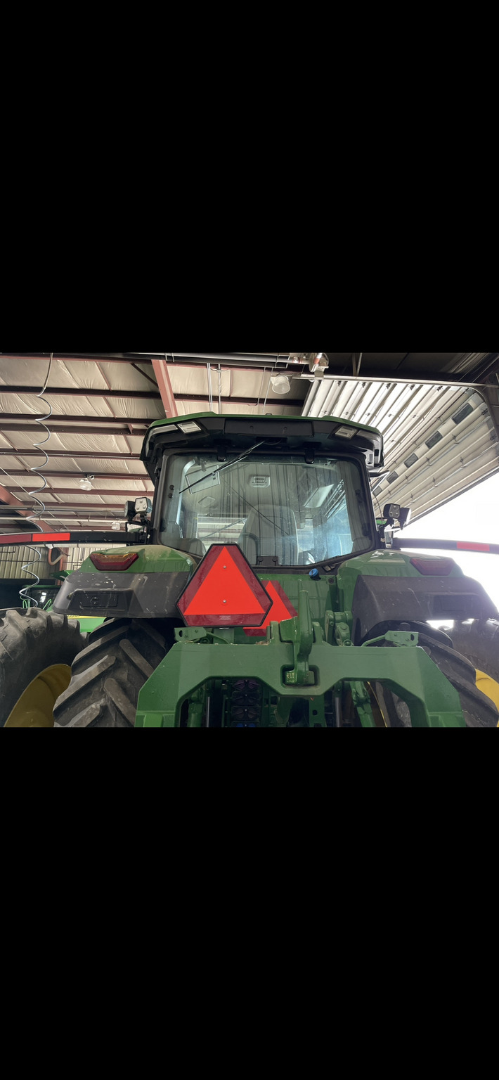 2023 John Deere 8R 410 Image 3