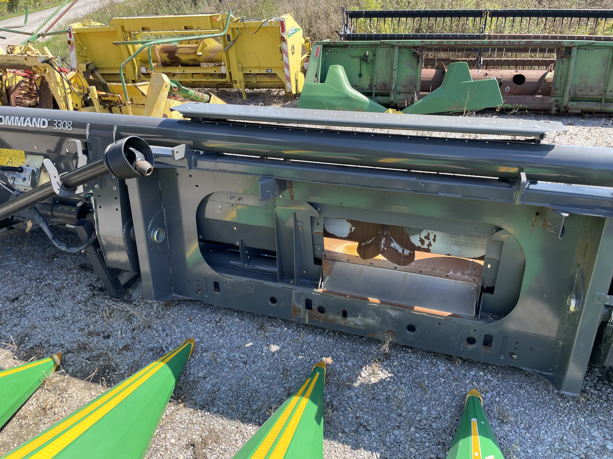 Gleaner 3308 Image 3