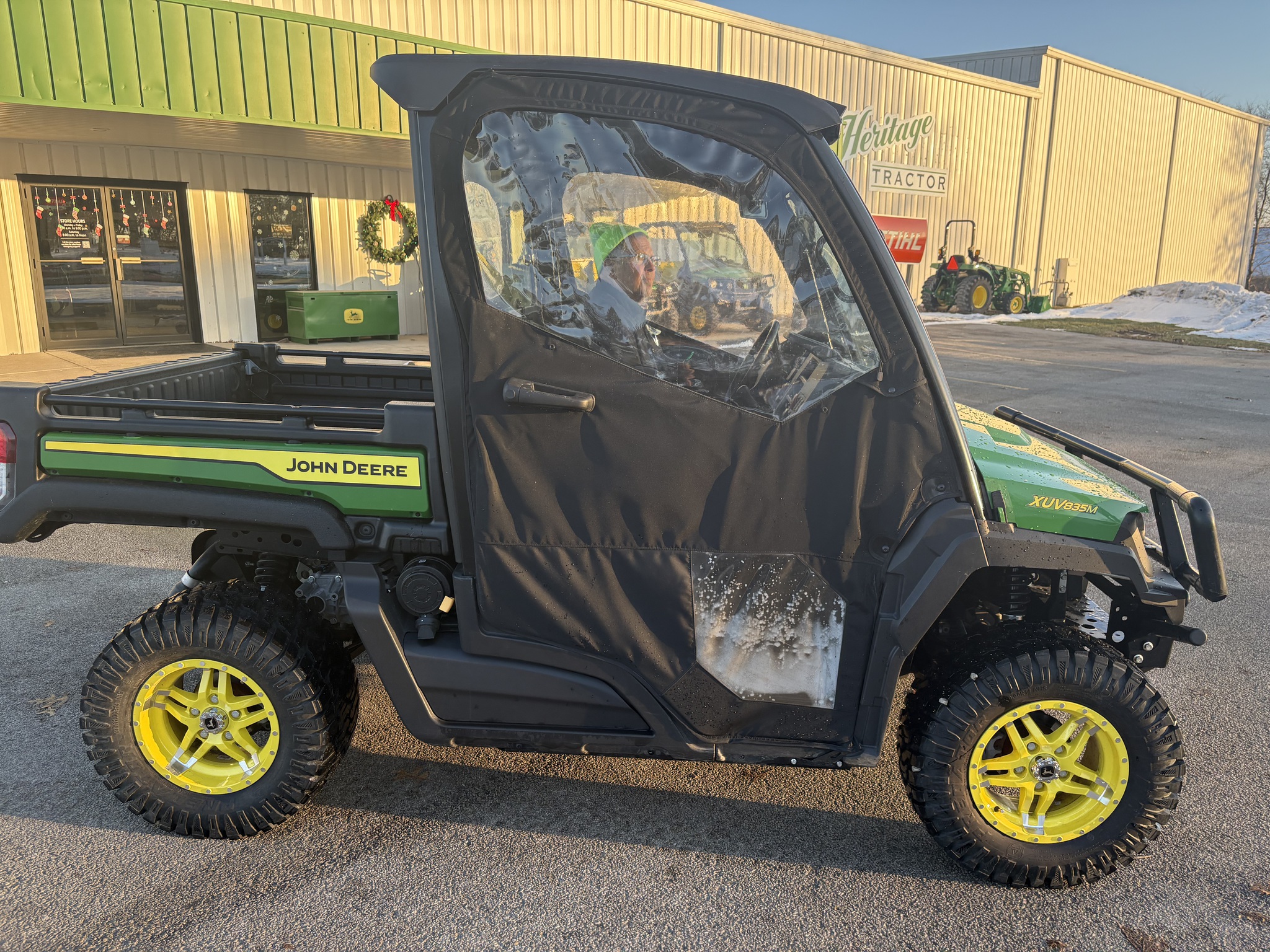  2024 John Deere XUV 835M at Heritage Tractor in Kewanee, IL