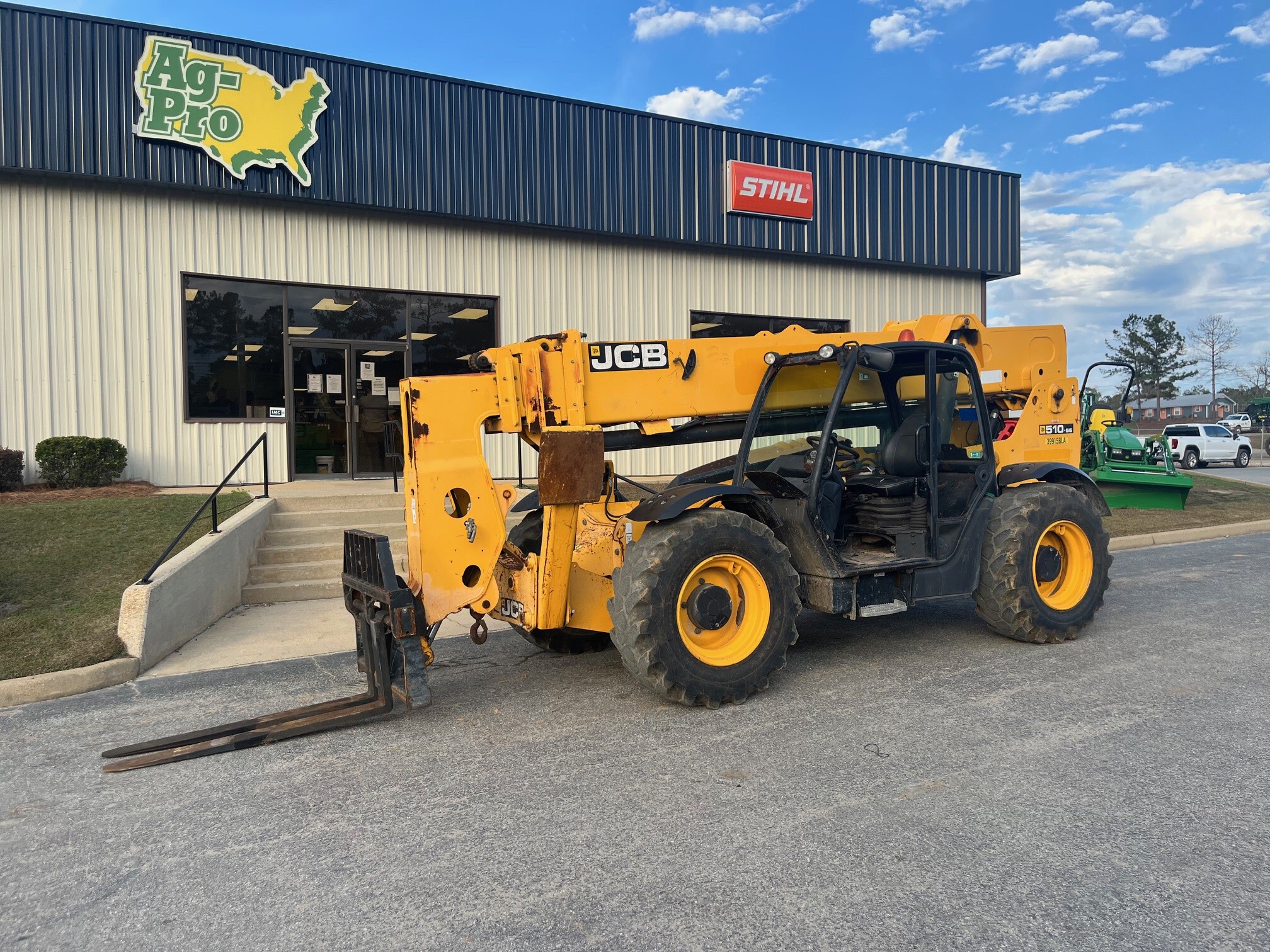 2016 JCB 510-56 Image 1