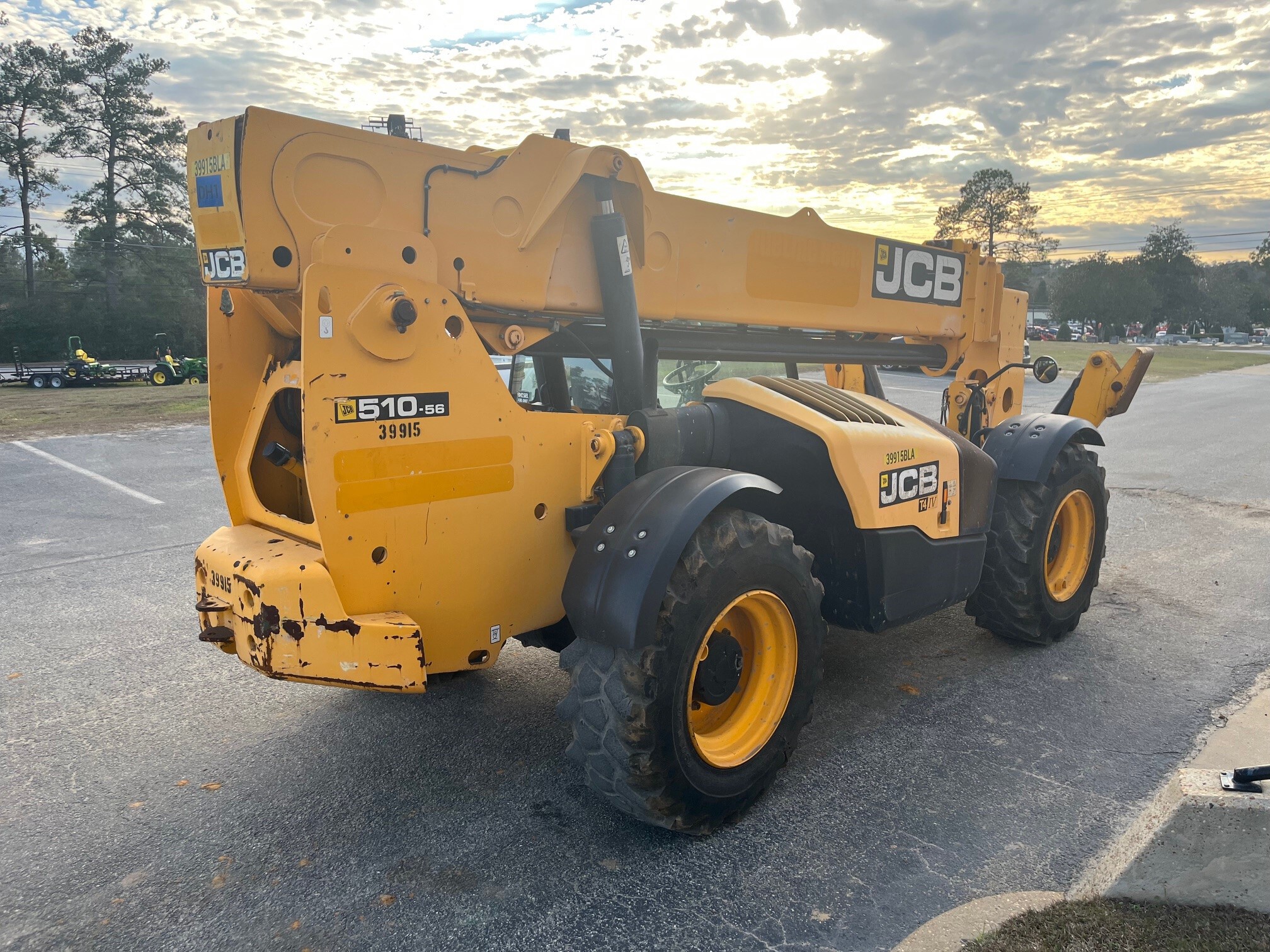 2016 JCB 510-56 Image 3