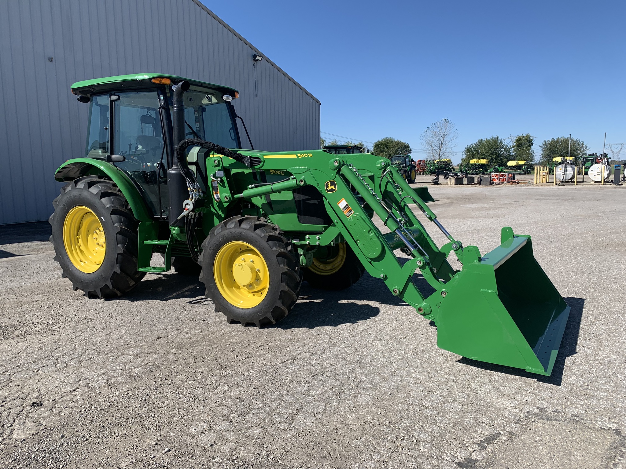 2025 John Deere 5100E Image 1