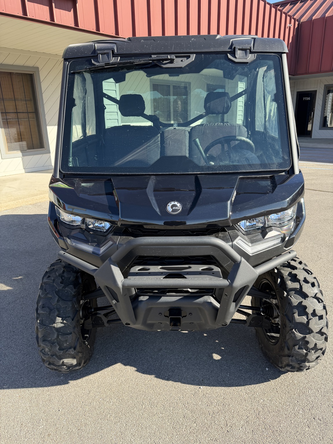 2023 Can-Am Defender HD9 DPS Image 3