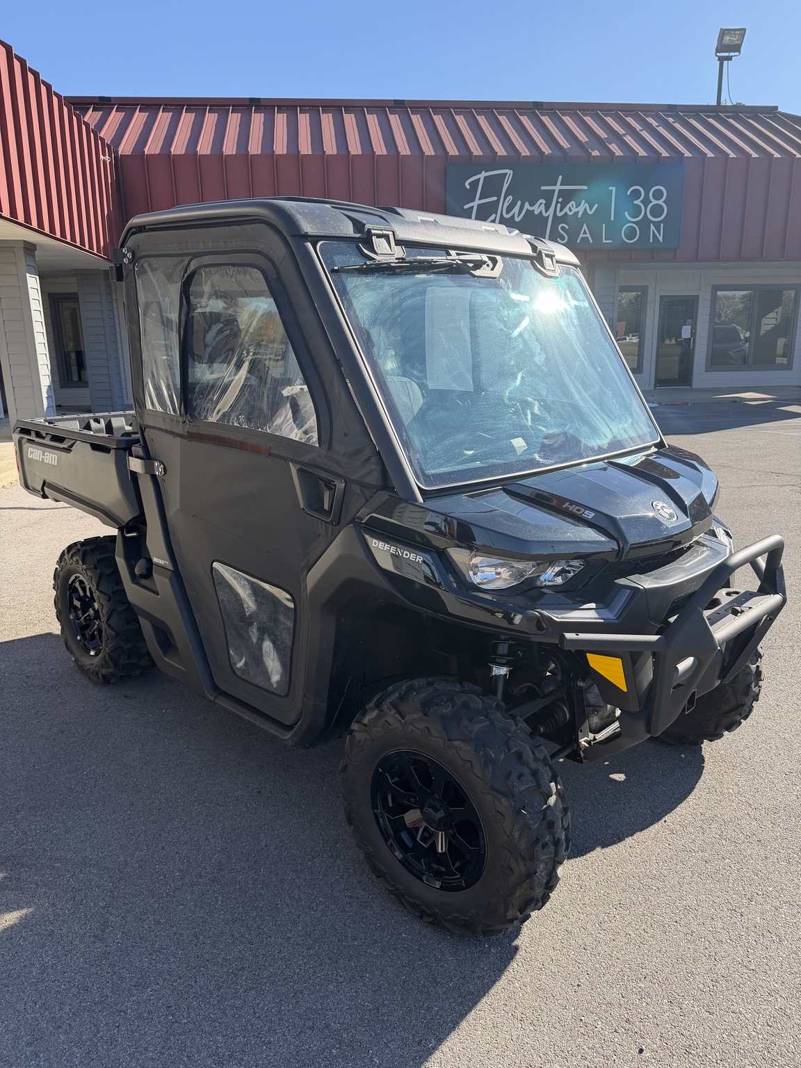2023 Can-Am Defender HD9 DPS Image 4