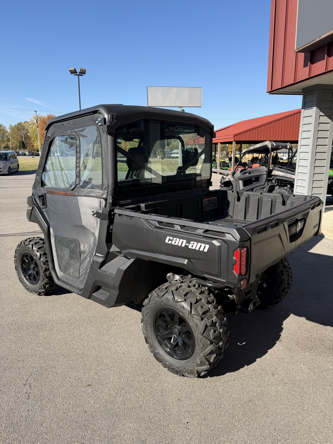 2023 Can-Am Defender HD9 DPS Image 8