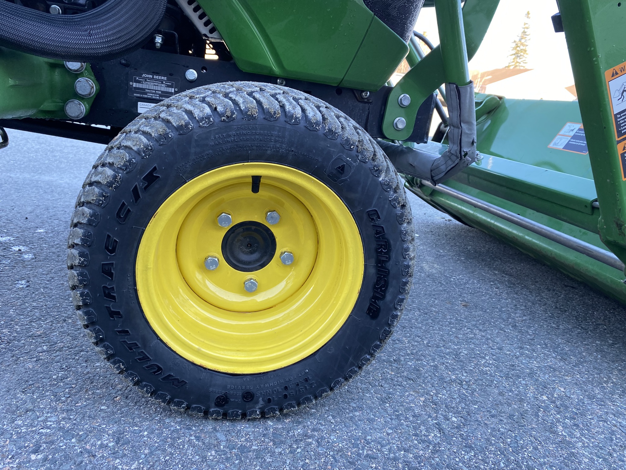 2023 John Deere 1023E Image 8