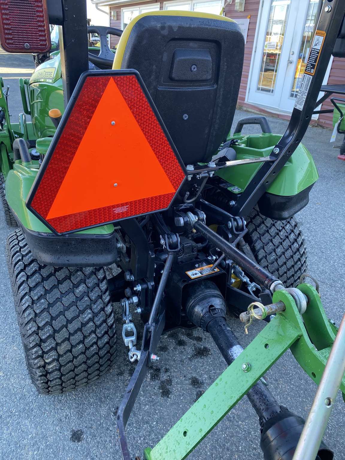 2023 John Deere 1023E Image 5