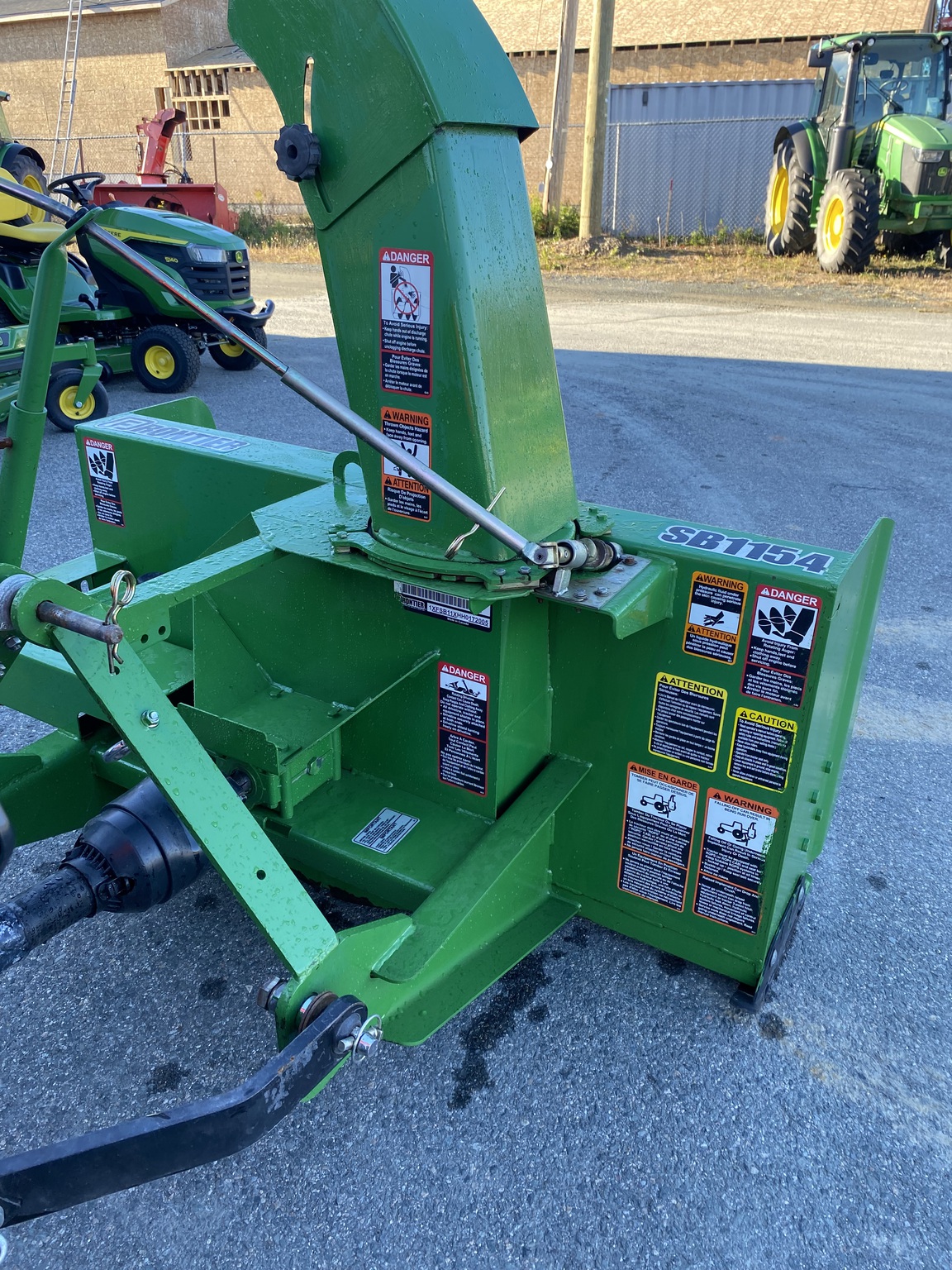 2023 John Deere 1023E Image 13