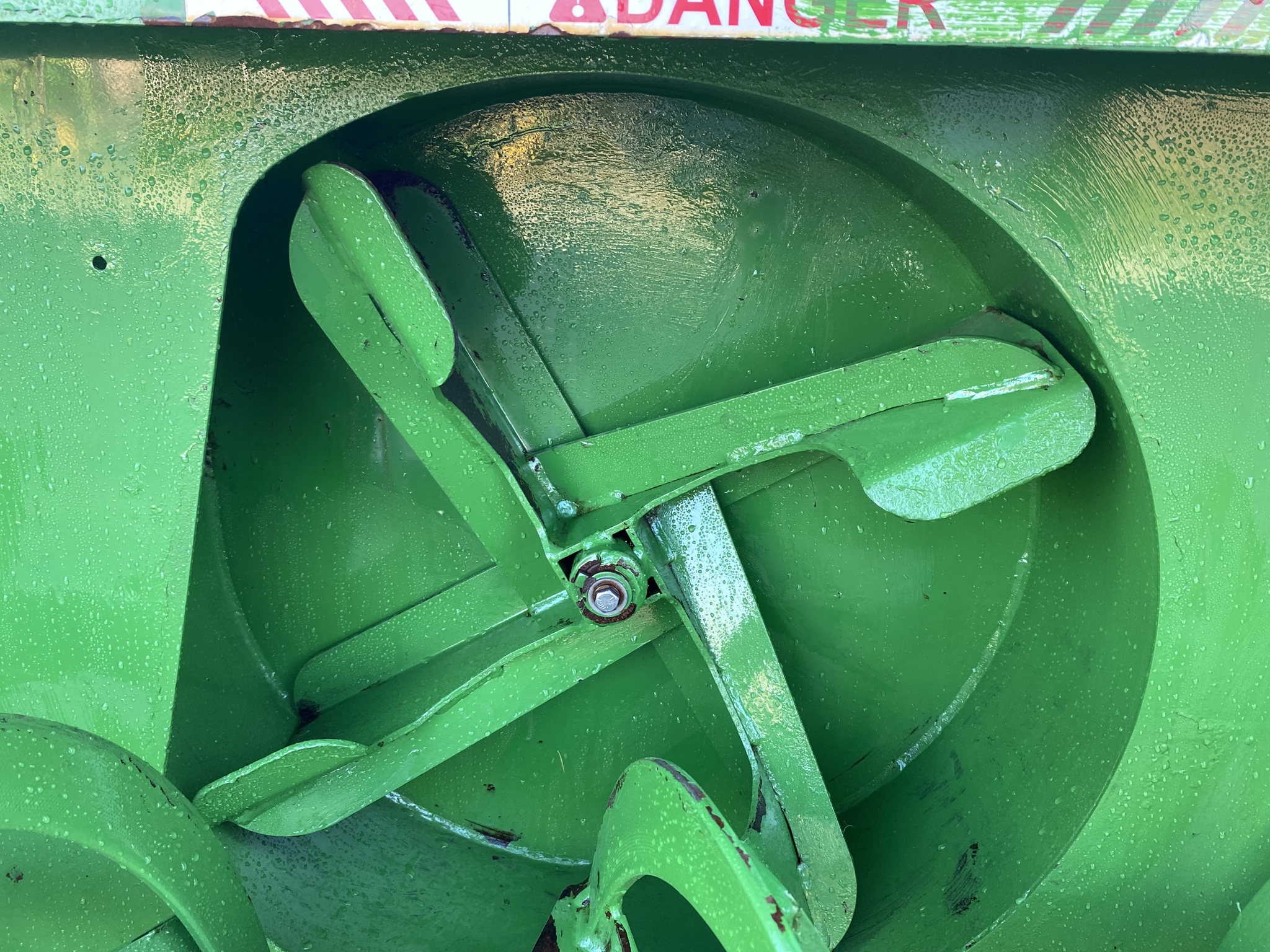 2023 John Deere 1023E Image 16