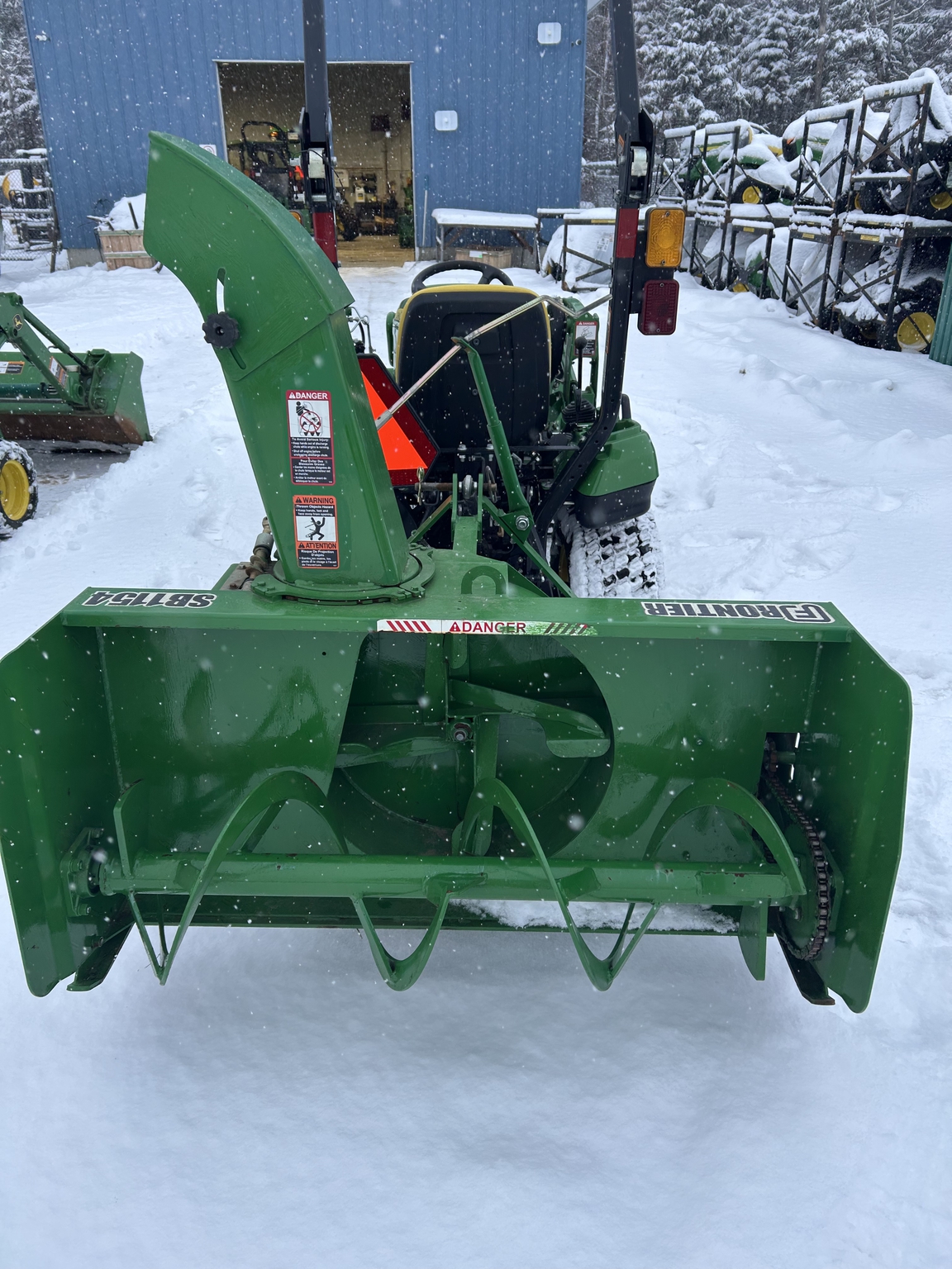 2023 John Deere 1023E Image 22