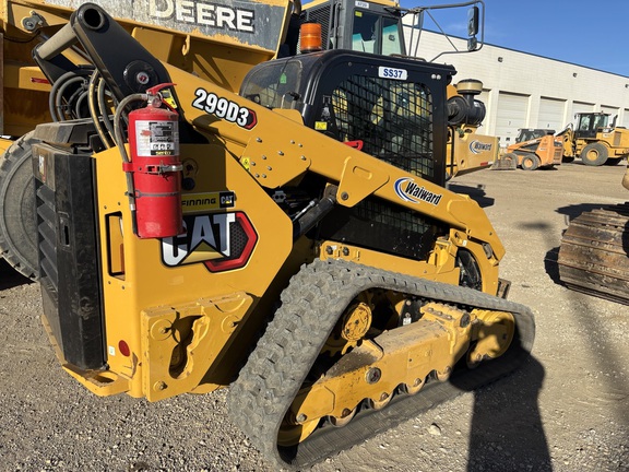 Used 2024 Caterpillar 299D3 Compact Track Loaders at Horizon Ag & Turf in Edmonton West, AB - Photo3
