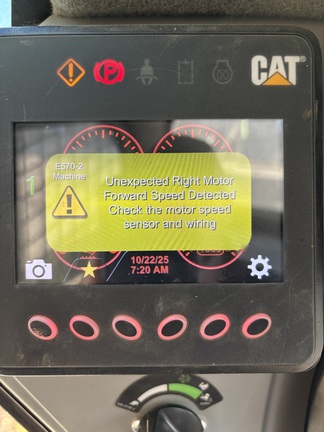 Used 2024 Caterpillar 299D3 Compact Track Loaders at Horizon Ag & Turf in Edmonton West, AB - Photo8