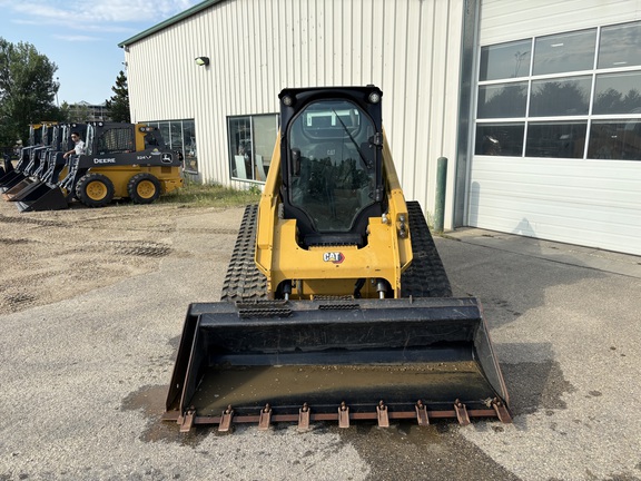 Used 2024 Caterpillar 299D3 Compact Track Loaders at Horizon Ag & Turf in Edmonton West, AB - Photo8