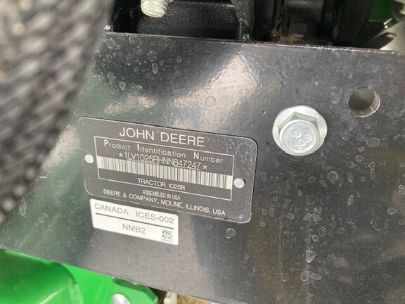 Photo of 2022 John Deere 1025R