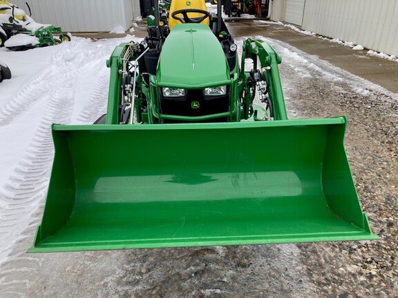 Photo of 2022 John Deere 1025R