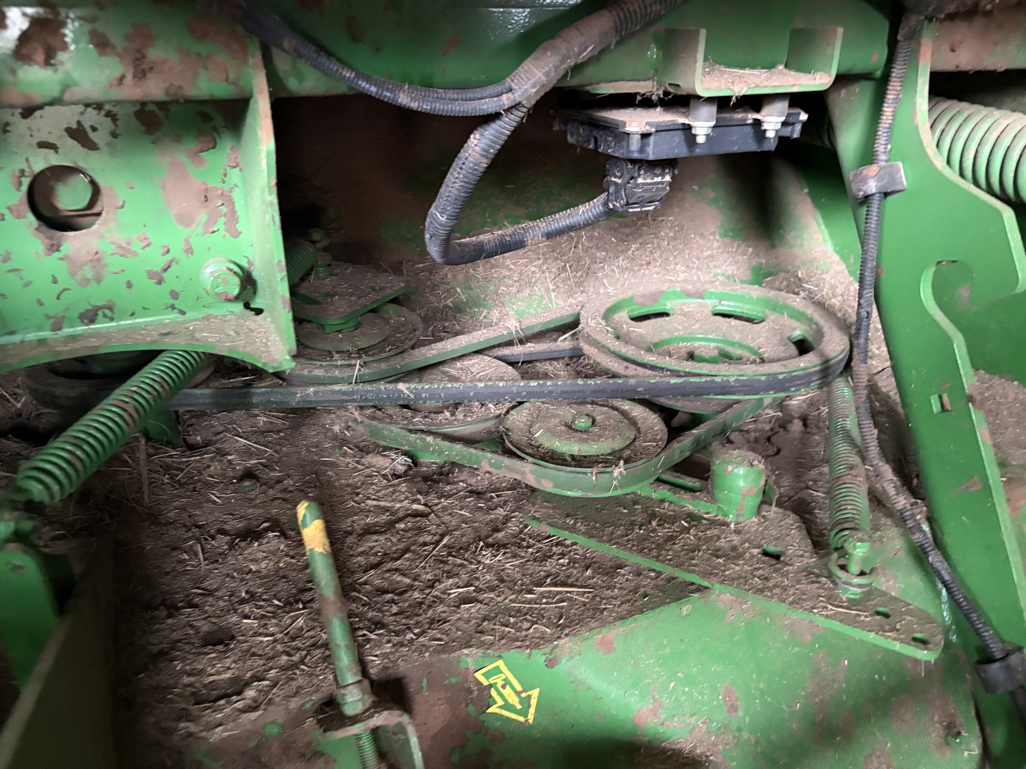 2024 John Deere W235R Image 30