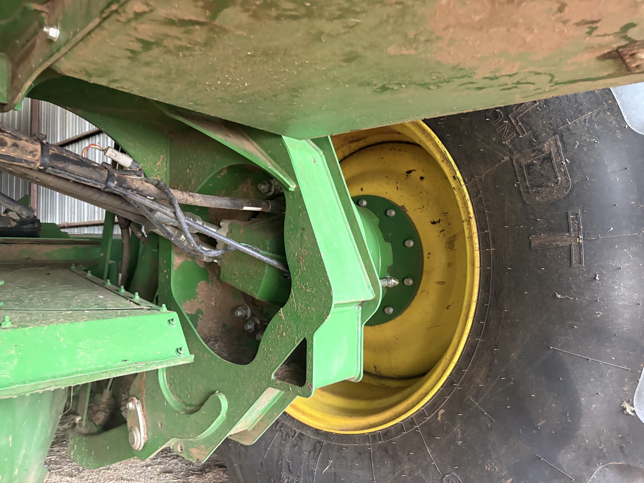 2024 John Deere W235R Image 26