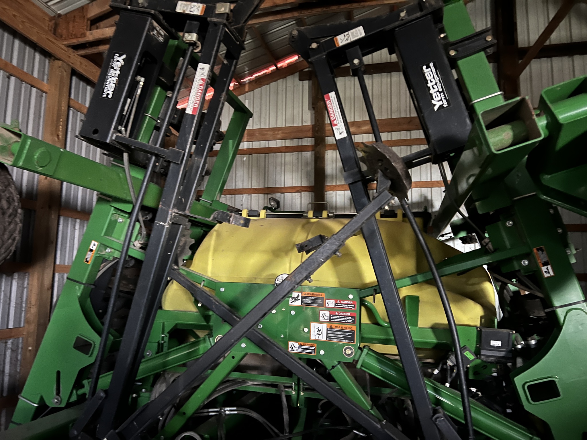 2011 John Deere 1990 Image 2