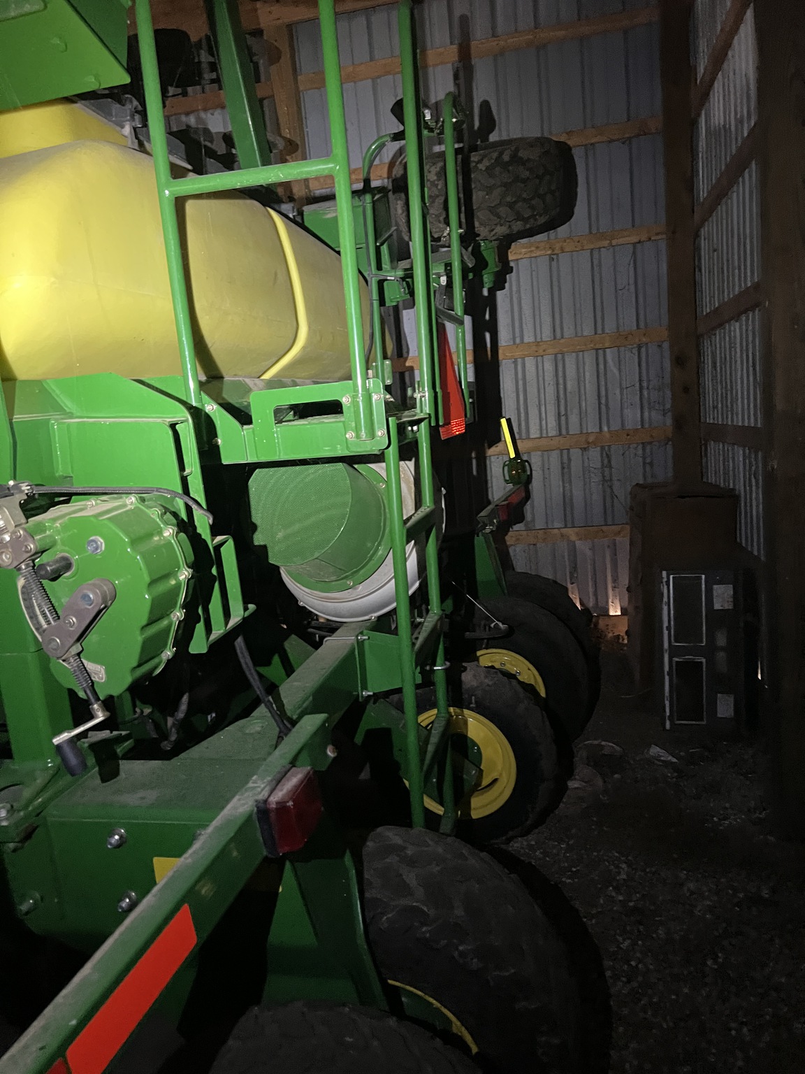 2011 John Deere 1990 Image 4