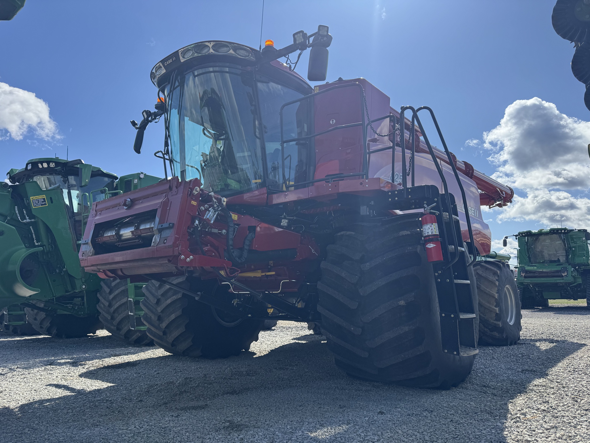 2023 Case IH 8250 Image 2