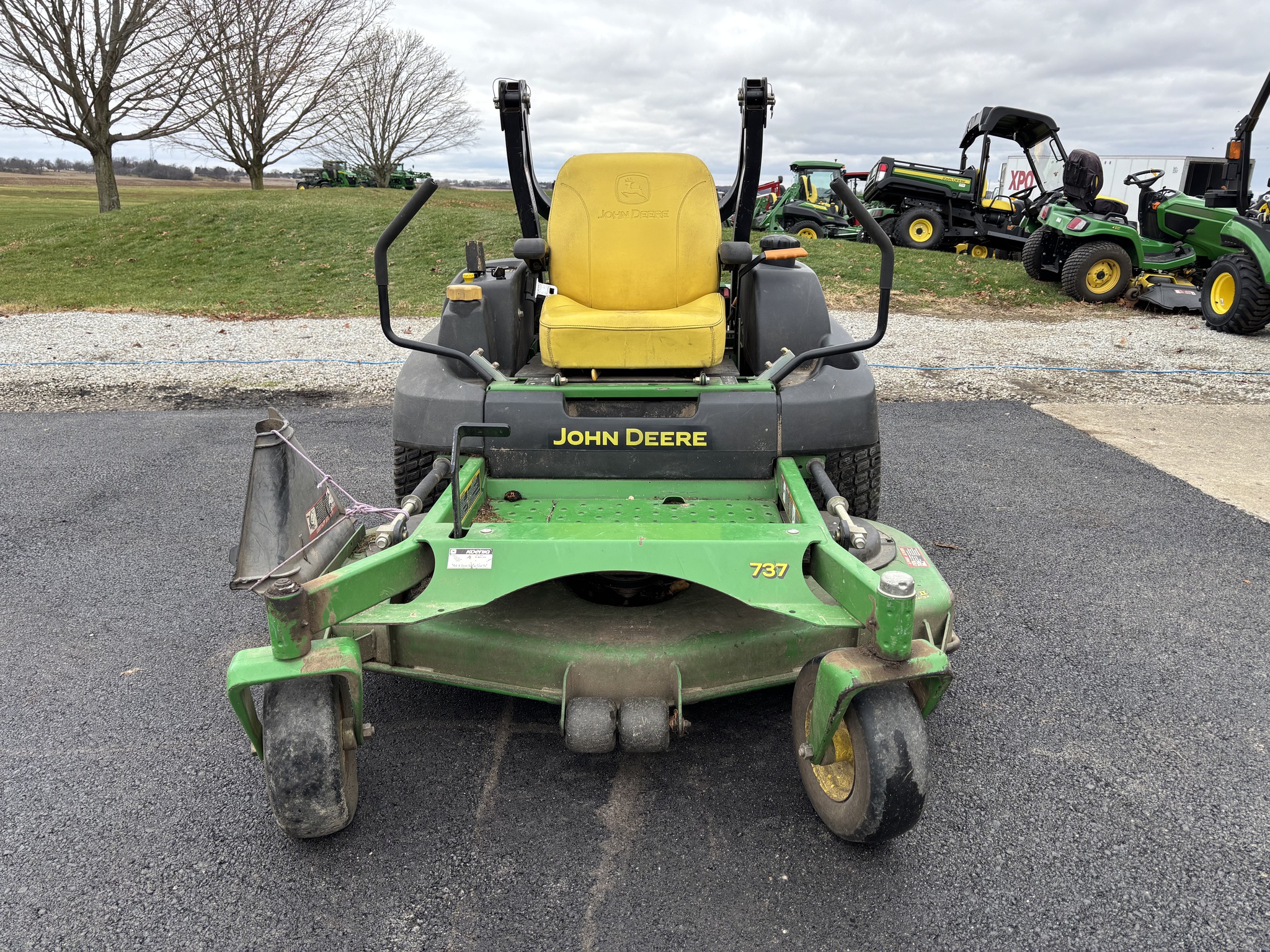 Used 2007 John Deere 737 Zero Turn Mowers at Koenig Equipment in Urbana, OH - PhotoXL1