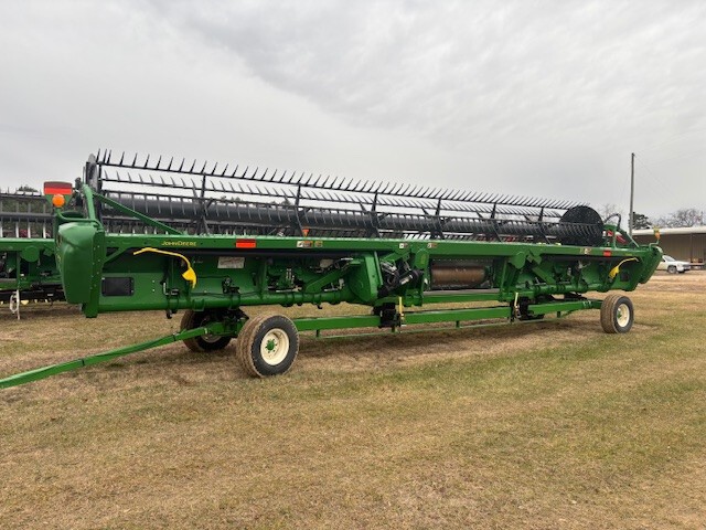 2019 John Deere 735FD Image 1