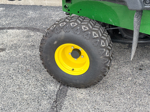2024 John-Deere TX 4X2