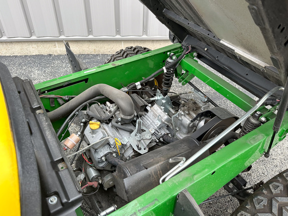 2024 John-Deere TX 4X2