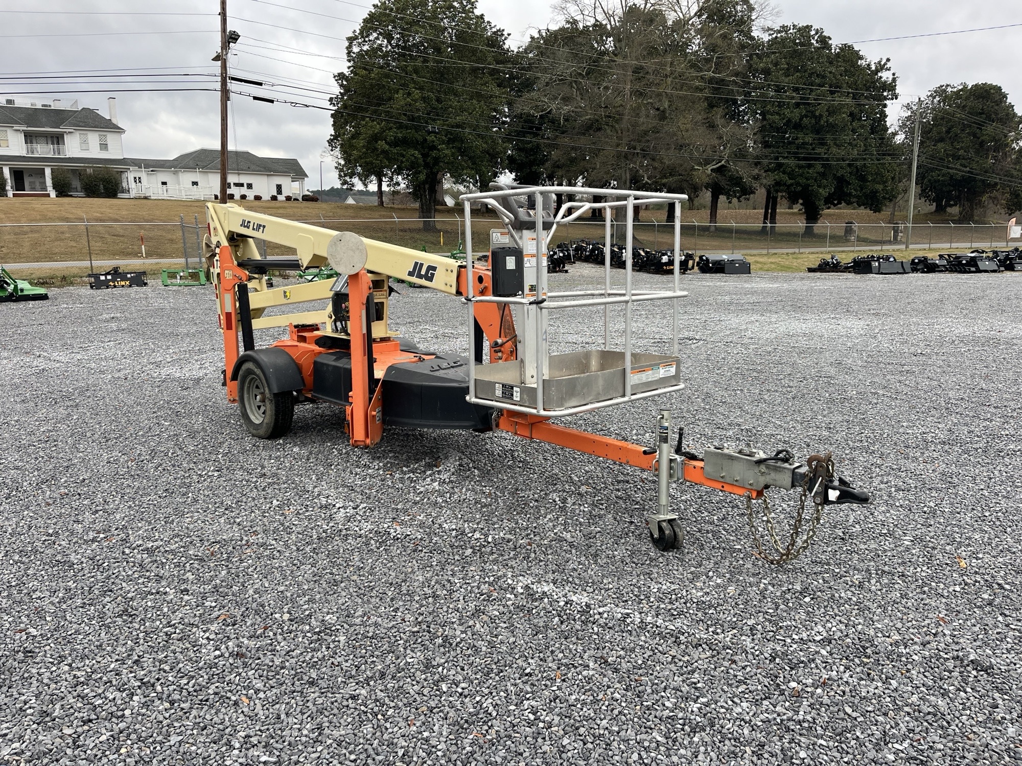2016 JLG T350 Image 5