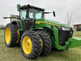  2025 John Deere 8R 340 at Heritage Tractor in Lacon, IL