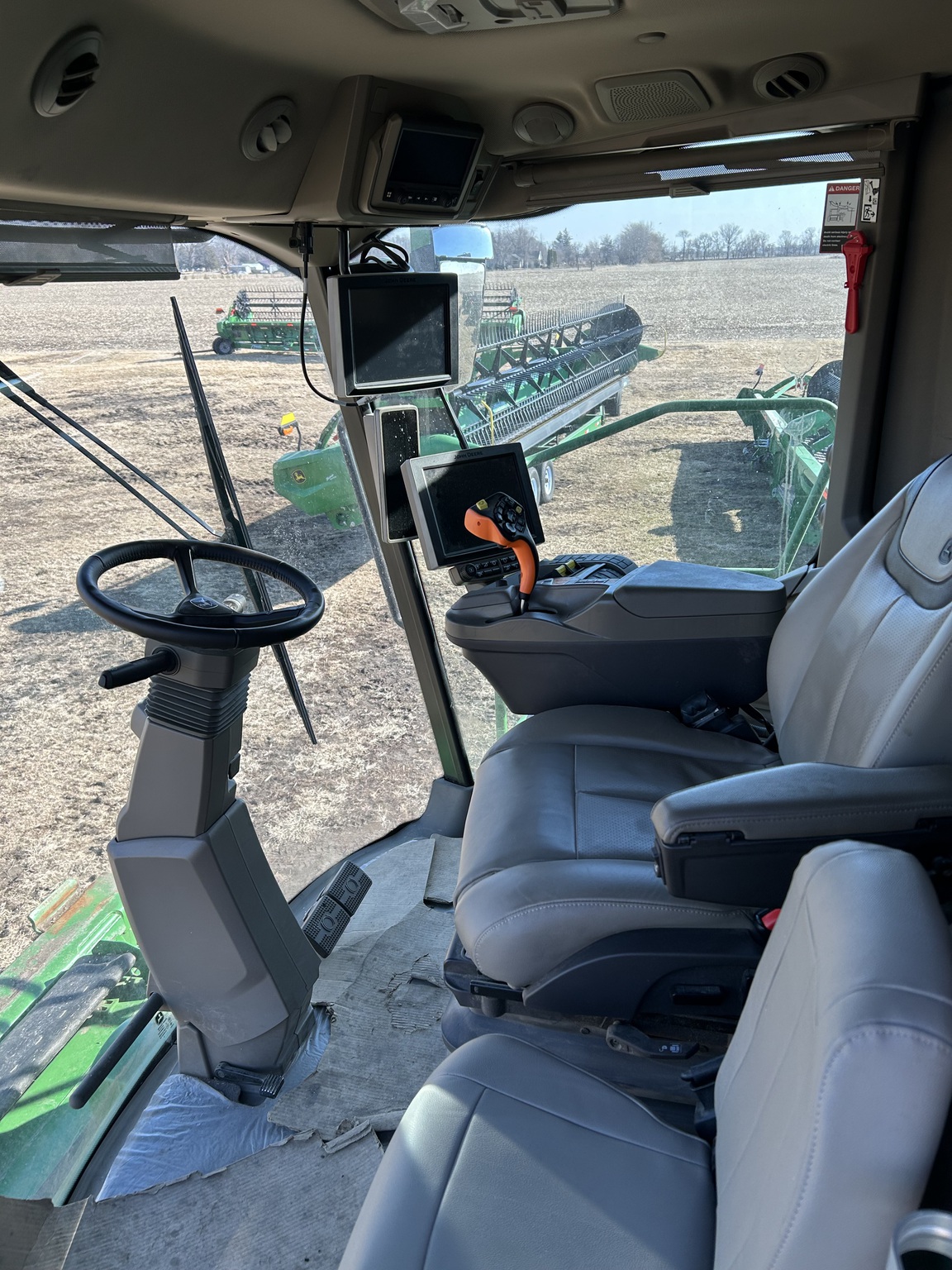  2023 John Deere X9 1000 at Heritage Tractor in Galesburg, IL