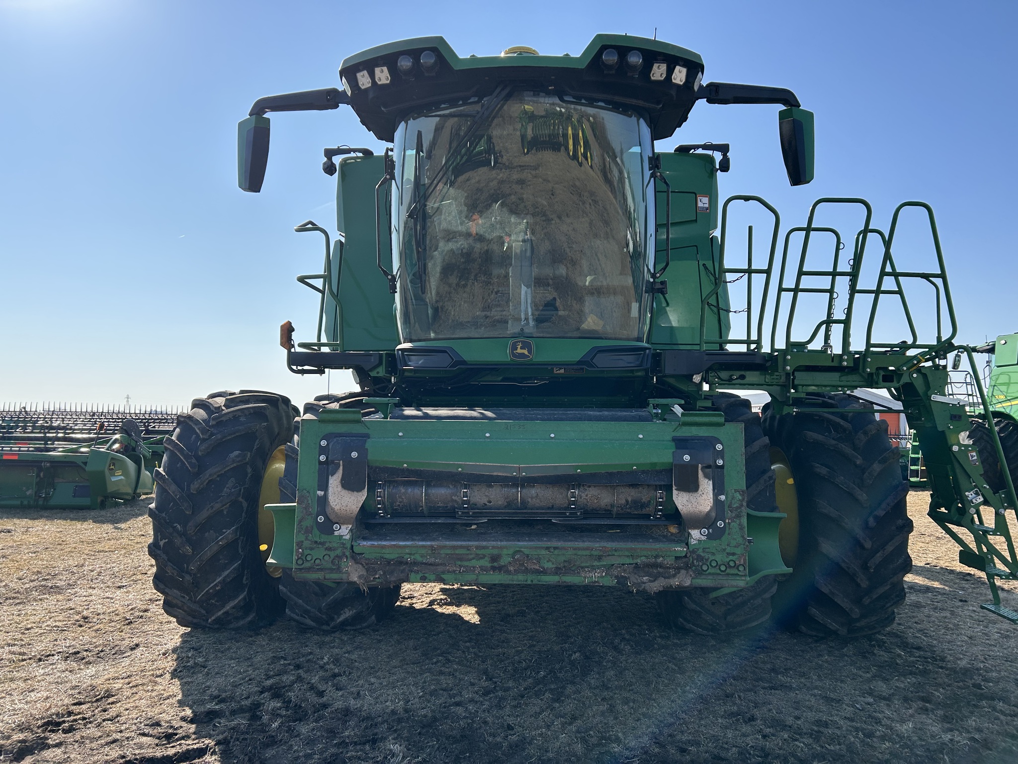  2023 John Deere X9 1000 at Heritage Tractor in Galesburg, IL