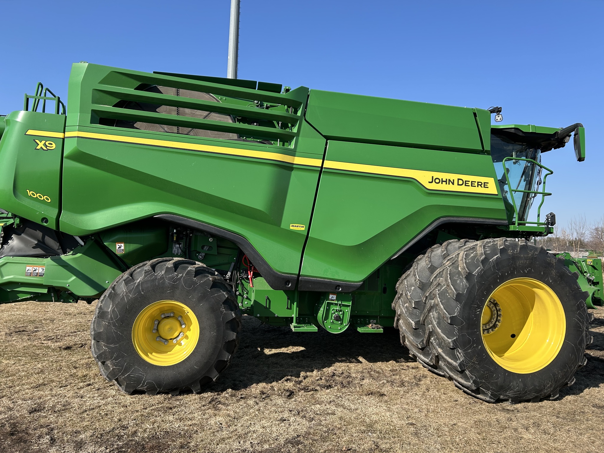  2023 John Deere X9 1000 at Heritage Tractor in Galesburg, IL