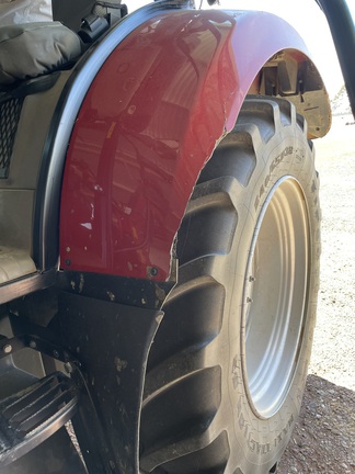 Case MAXXUM125 image 39