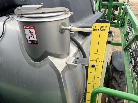 2024 John Deere 412R Image 4