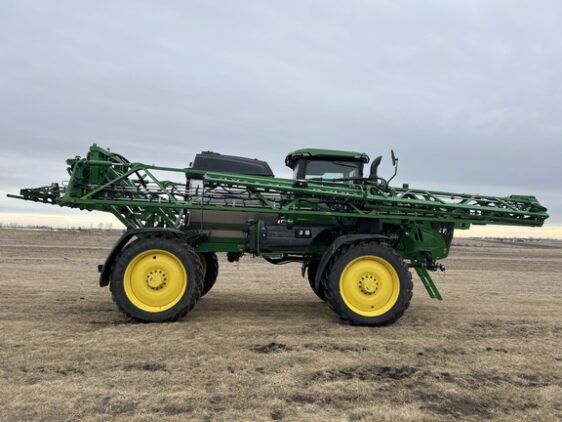 2024 John Deere 412R Image 7