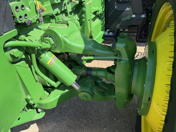 2025 John Deere 8R 410 - Photo11