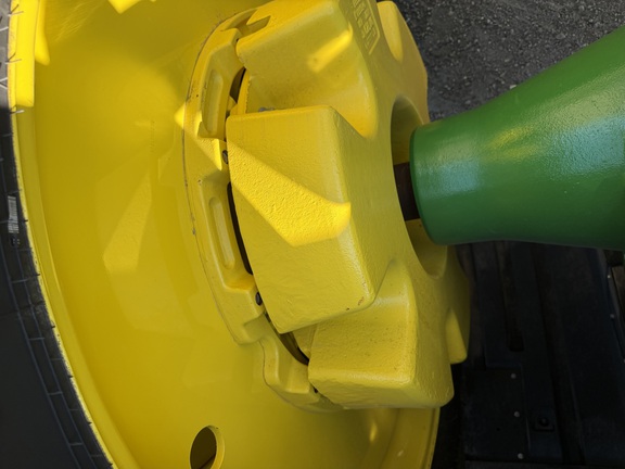 2025 John Deere 8R 410 - Photo18