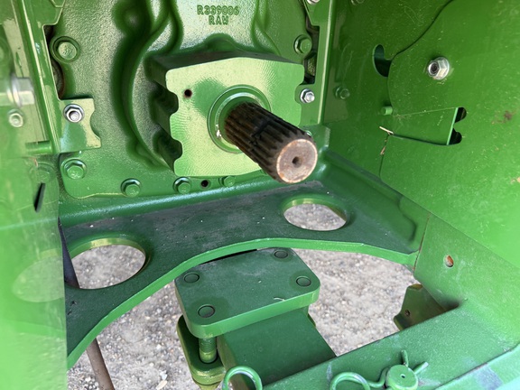 2025 John Deere 8R 410 - Photo28