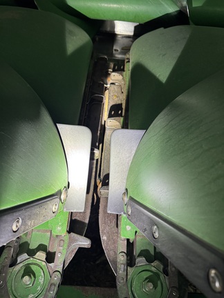 2011 John Deere 608C - Photo3