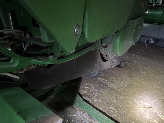 2011 John Deere 608C - Photo9