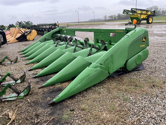  John Deere 608C