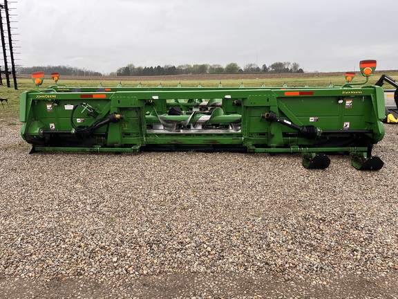 2011 John Deere 608C - Photo6