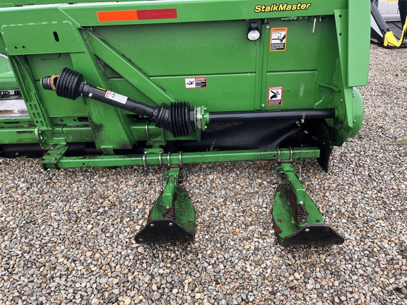 2011 John Deere 608C - Photo12