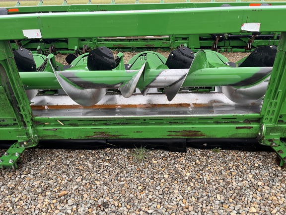2011 John Deere 608C - Photo13