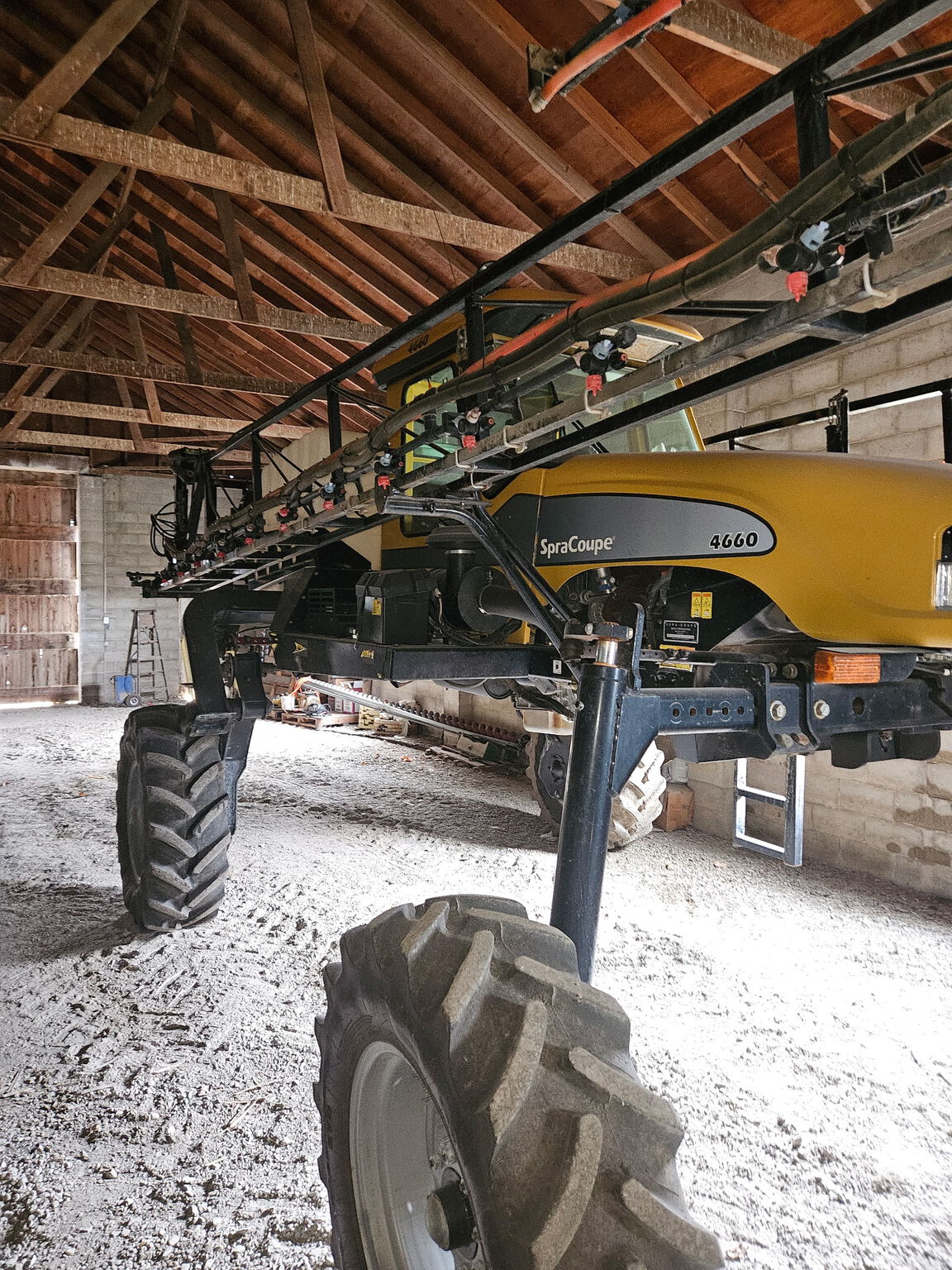 2011 Spra-Coupe 4660 Image 2