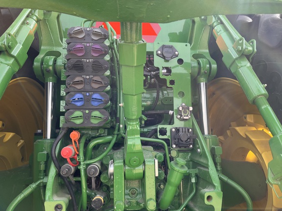 2025 John Deere 8R 280 - Photo29